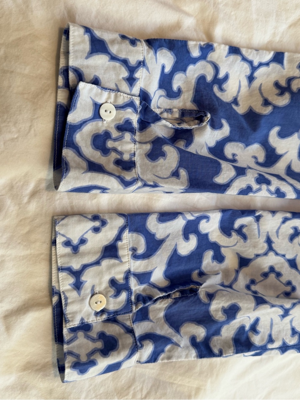 Tommy Bahama Blue & White Scroll-Print Button-Down Tunic Sz M - Picture 5 of 6